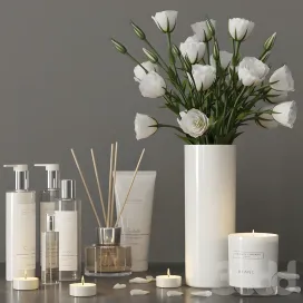 Decorative with a bouquet of lisianthus